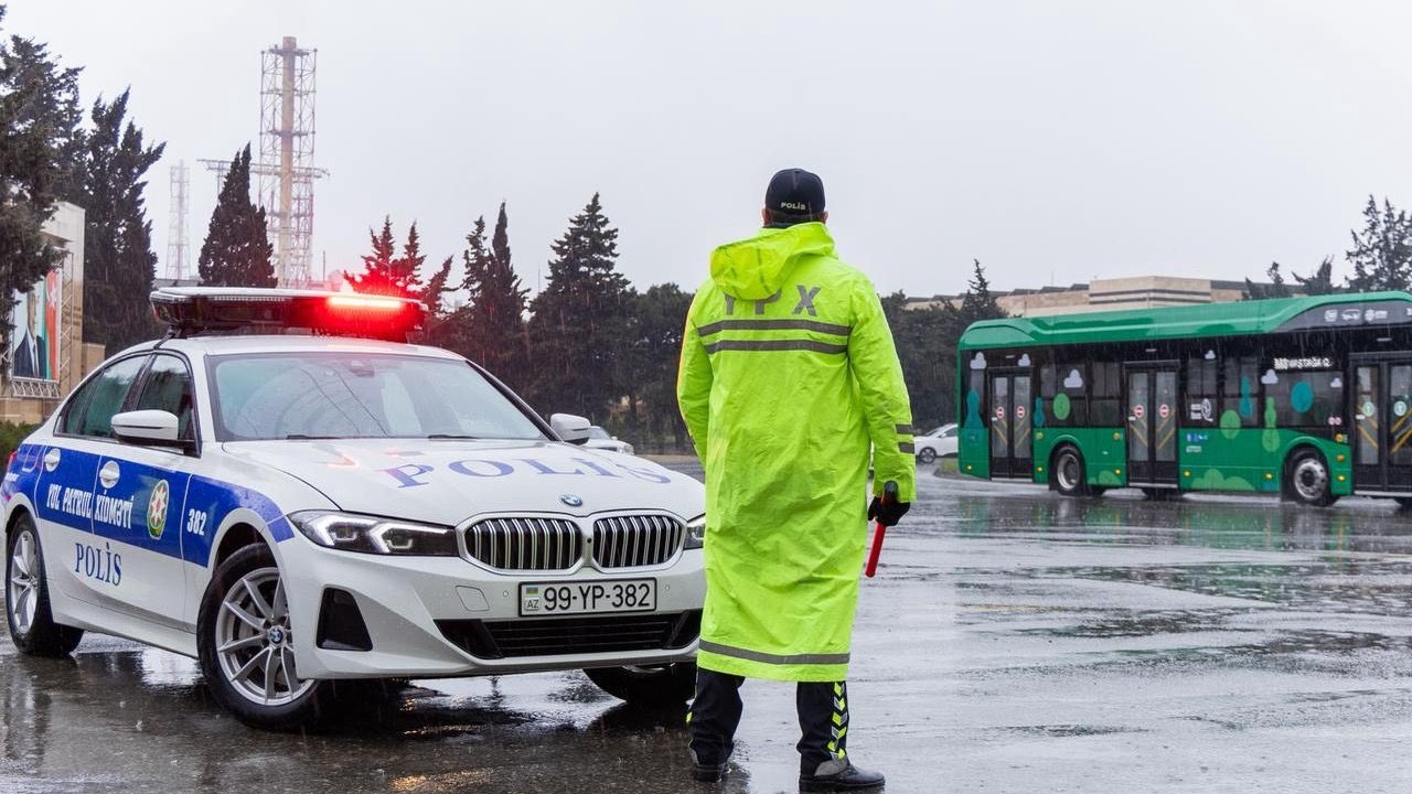 Yol polisindən yağıntılı hava şəraiti ilə əlaqədar ÇAĞIRIŞ 